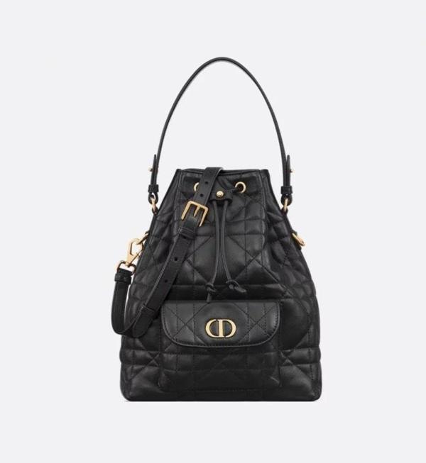 디* Caro 스몰버킷백 블랙 매크로까나쥬 양가죽