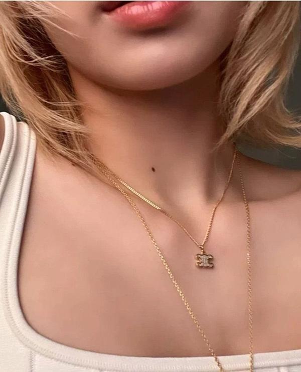 셀** 트리옹프 라인스톤 목걸이수입최고급