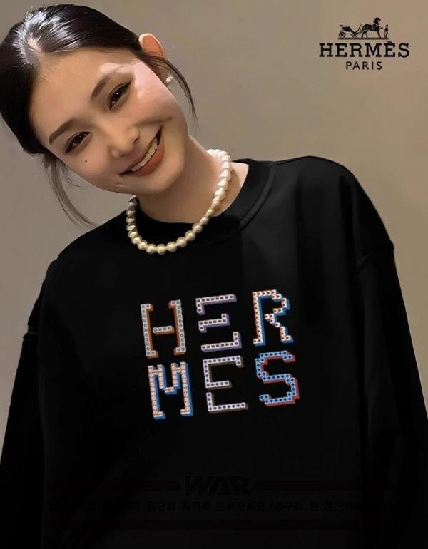 에*** 블럭 레터링 로고 디자인 밍크양기모 티셔츠