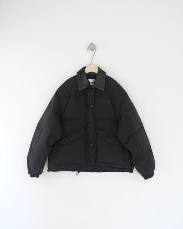 미*** 25 컬렉션 레더 카라 다운 패딩  수입