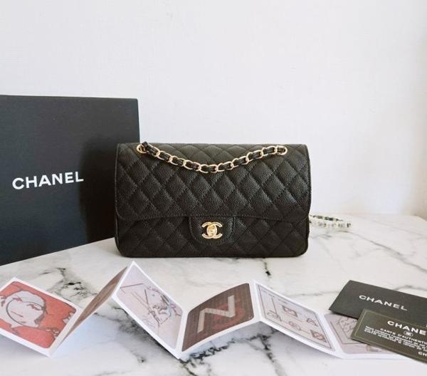 샤* 고급 리뉴얼 클래식 캐비어 미듐 금장