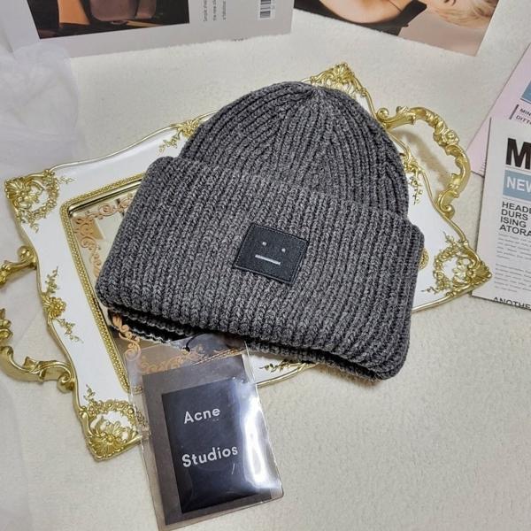 아** 스튜디오 로고패치 비니