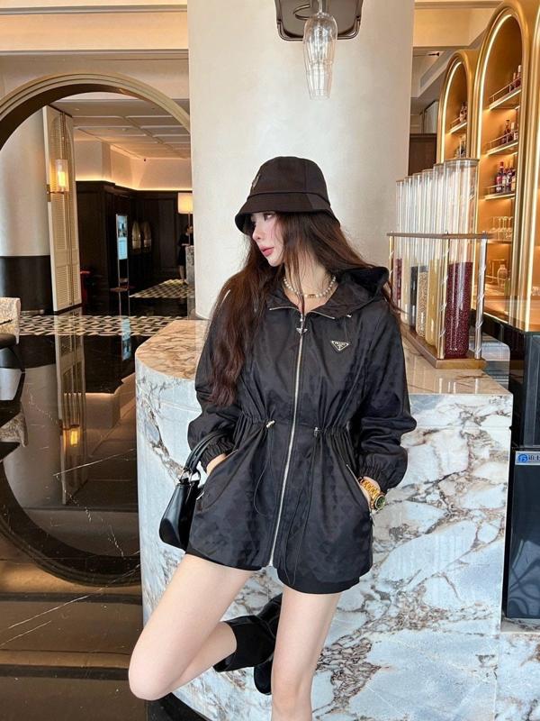 프** 삼각패턴 후드 바람막이 자켓