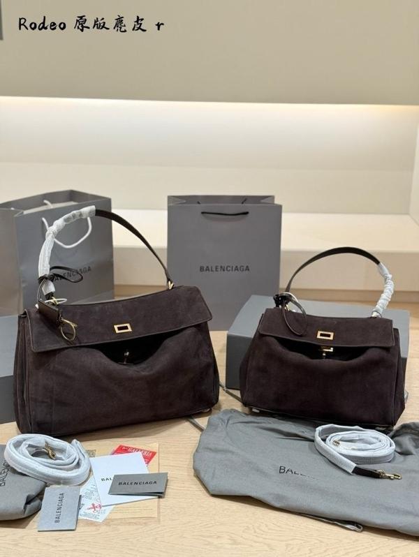 발**** 로데오 스웨이드