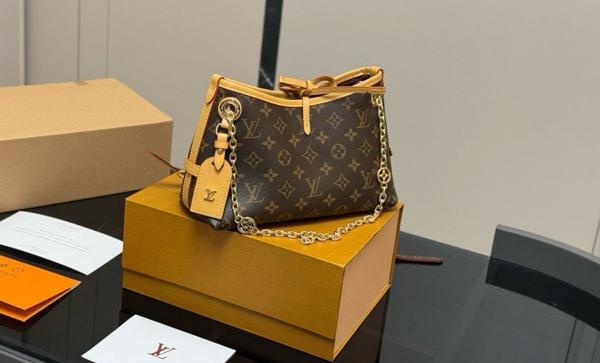 루* 캐리올 모노그램