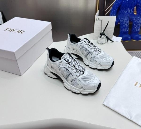 디* 크로노 스니커즈 화이트  블랙 가죽이펙트 패널 메시