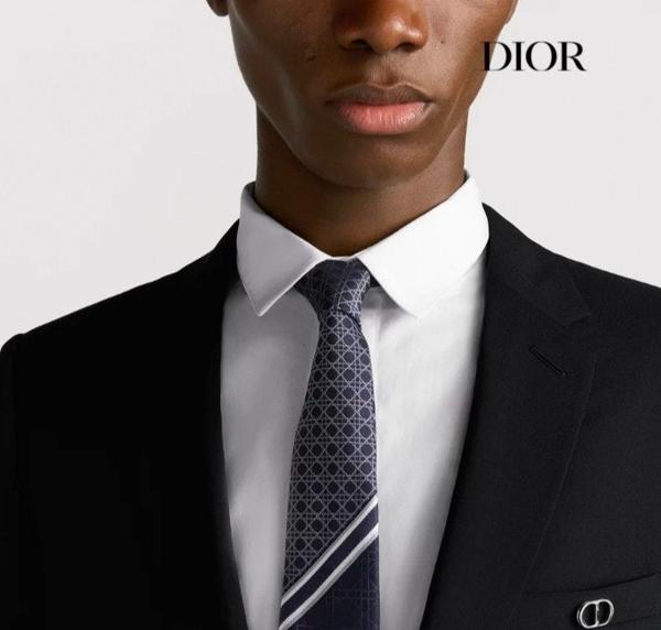 디* 스트라이프 까나쥬 실크 넥타이