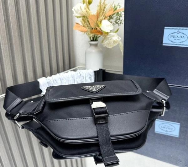 프** 이서진 힙색 벨트백