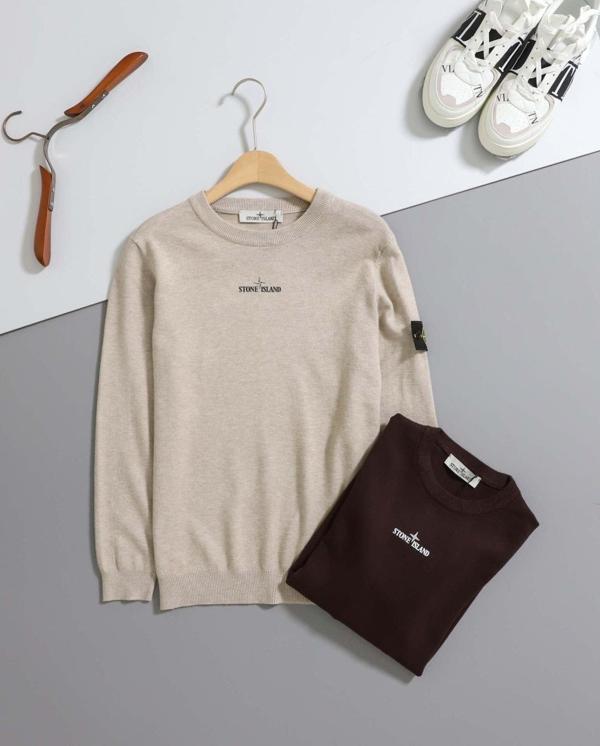 스* 로고 크루넥 니트