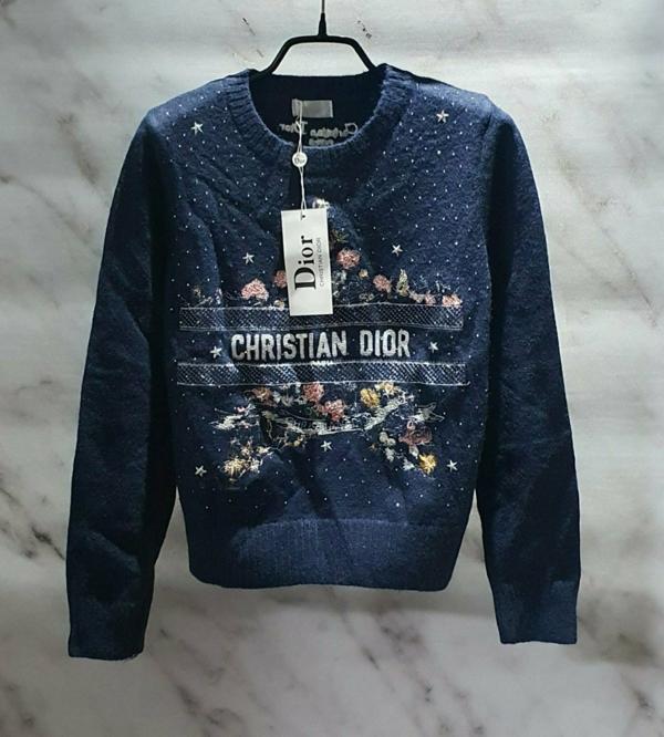 디* 로고별자수 니트