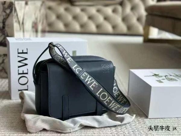 로** 퍼즐 숄더백