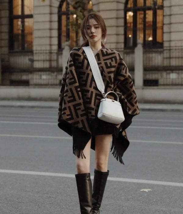 펜* 리버서블 판초