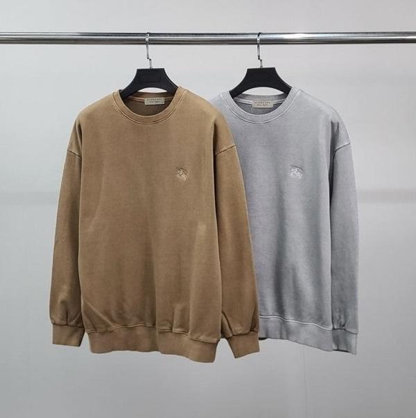 버** 기사 자수 로고 피그먼트 맨투맨