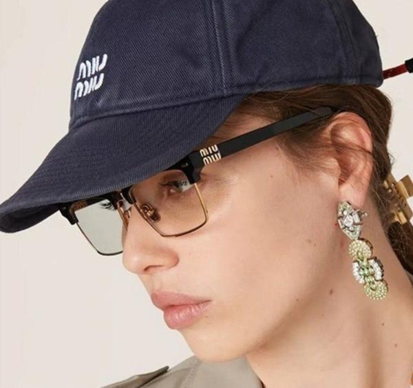 미*** 로고 로프 볼캡 수입