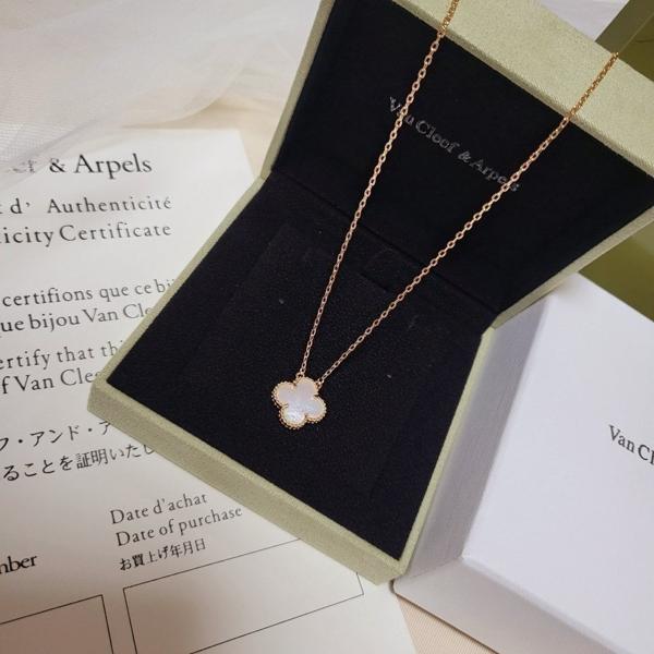 반*** 아펠 알함브라 목걸이