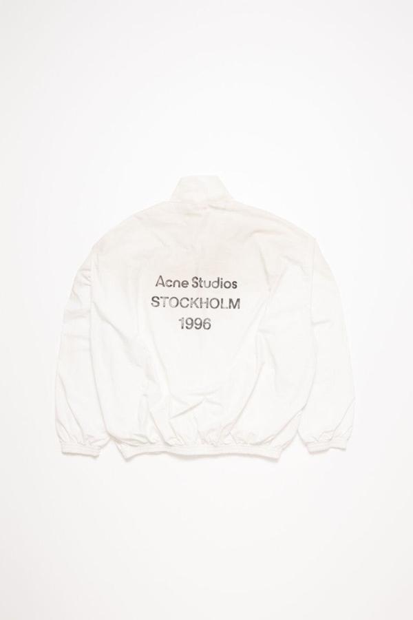 아** 백로고 워싱 자켓