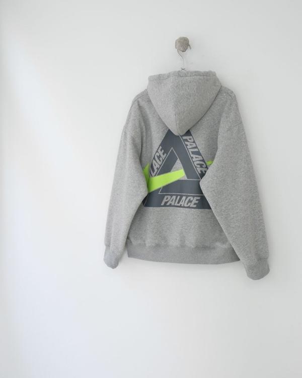 팔** x 나** 콜라보 트라이 스우시 후드  수입