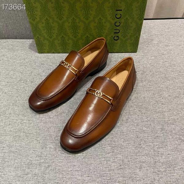 구* 로고 장식 로퍼