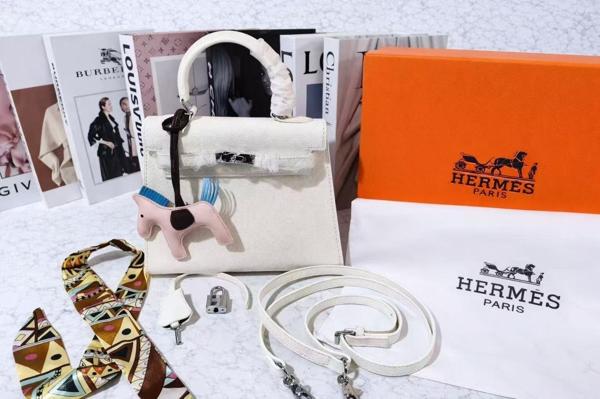 에*** 켈리(화이트은장)