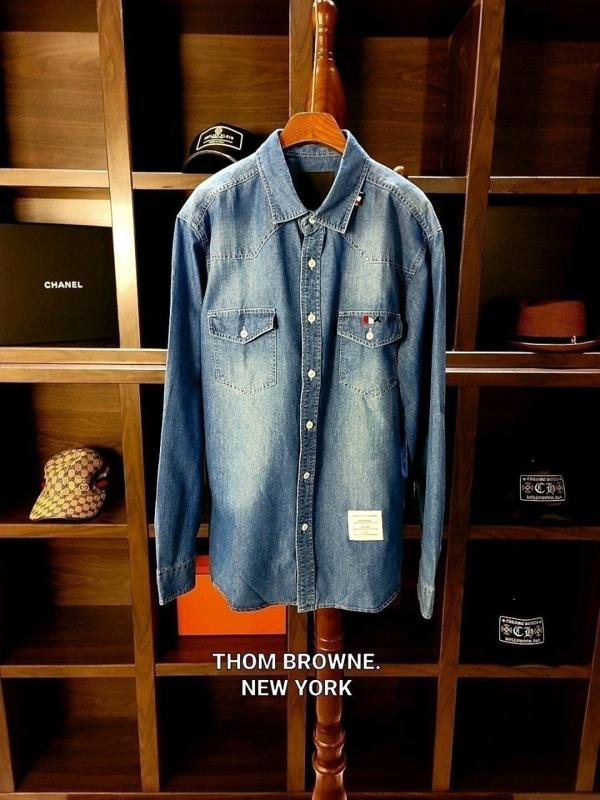 톰* 클래식 whale 라인 시그니쳐 투포켓 워싱 연청데님셔츠