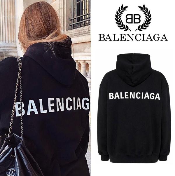 발**** 백로고 네임 커플 후드티셔츠