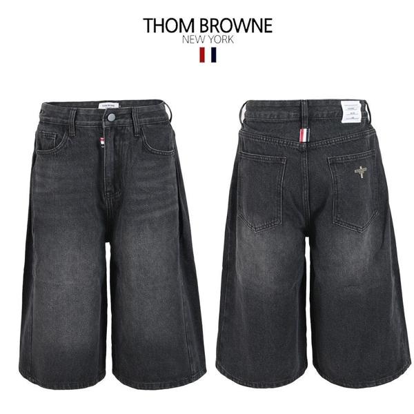 톰* 블랙 8부 사이드핀턱 버뮤다 팬츠