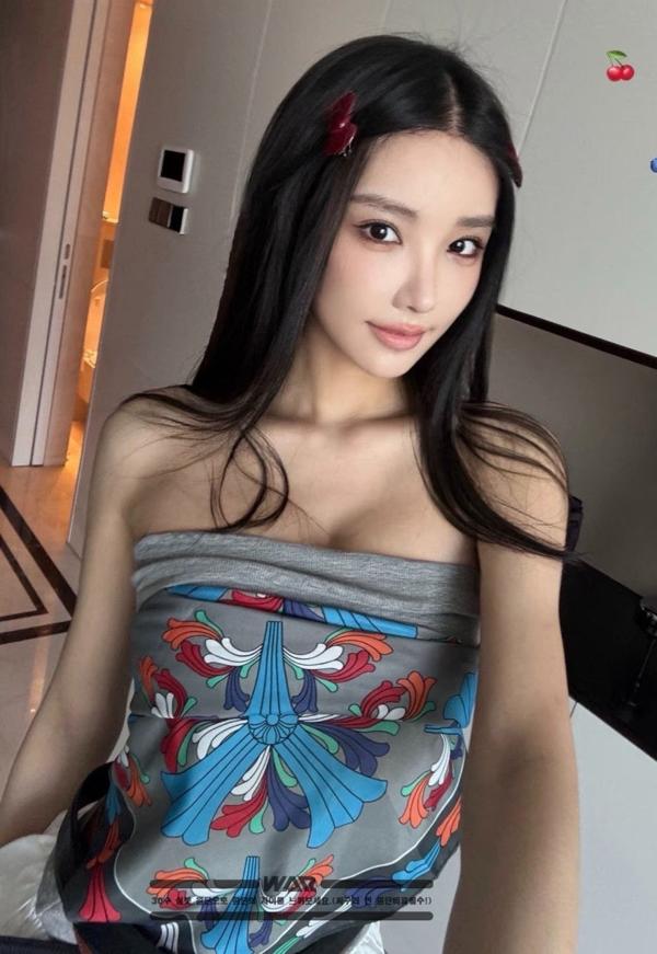 크* 시그니쳐 문양 비비드 스카프