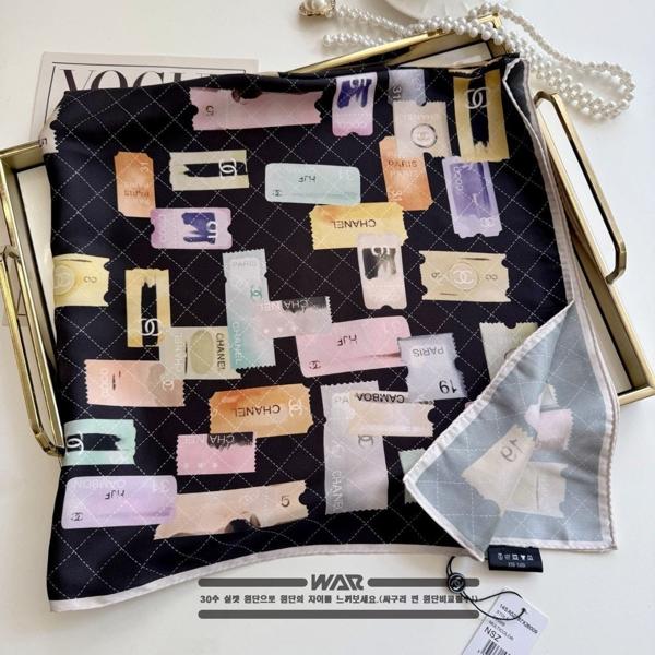 샤* 빈티지 스크래치 사각 스카프