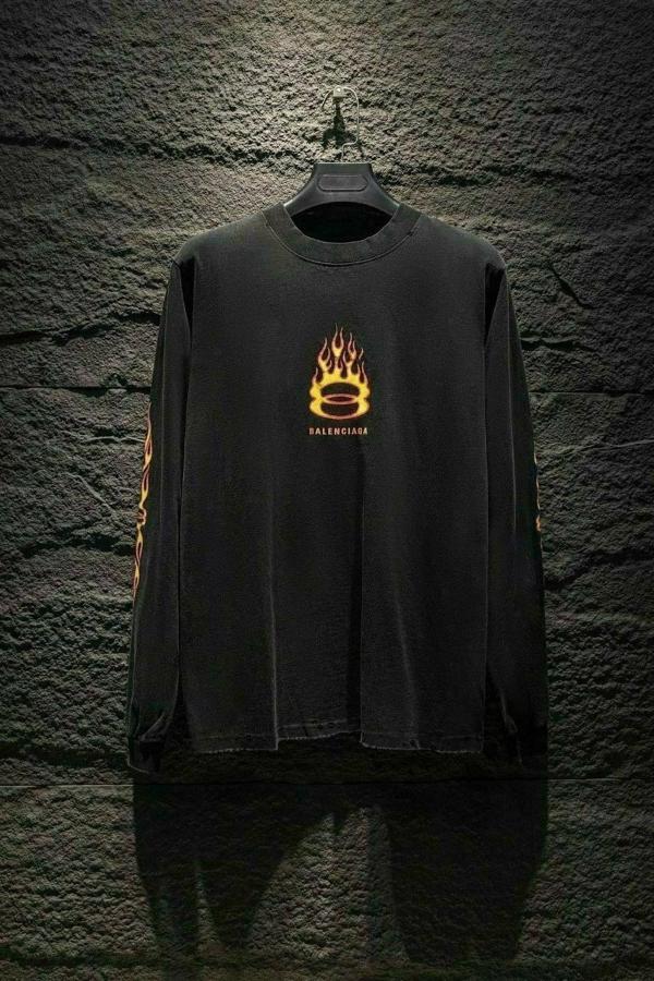 발**** 불꽃 긴팔 워싱 티셔츠
