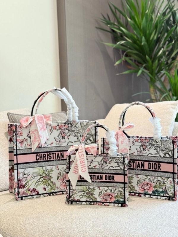 디* 3D자수 쁘렝땅 에테 북 토트백 ( 중36cm 소26cm )