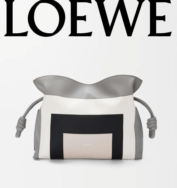 로** 고급 여성 나파 카프스킨 미디엄 플라멘코 클러치백 그레이라이트고스트 A411FC