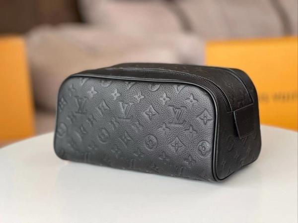 루* 돕키트 불박