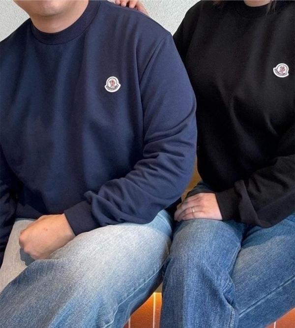 로고 패치 스웨트 셔츠