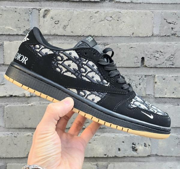 나** X 디* AIR JORDAN 1 로우