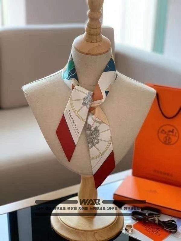 에*** 마차 패턴 방도 스카프