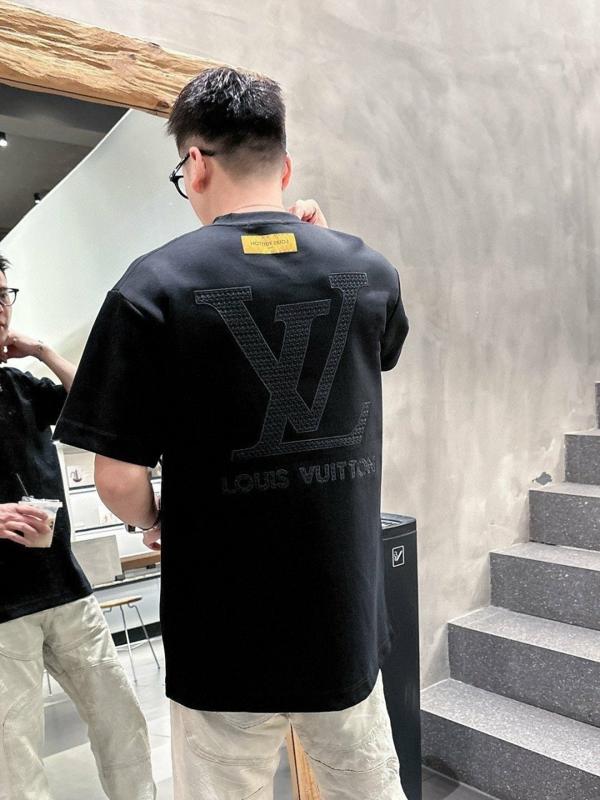 루* LV 로고 자수 반팔 티셔츠