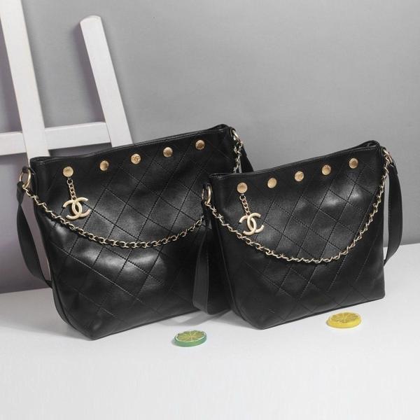 샤* 스터드 체인 버킷백 금장