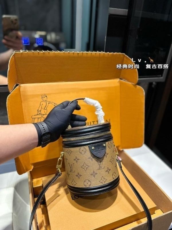 루* 깐느 베니티백