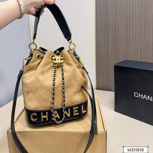 샤* 로고 버킷백