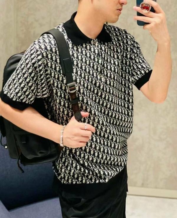 디* 반팔 카라 니트