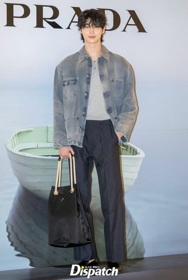 프** 디스트레스드 이펙트 데님 자켓 - 수입