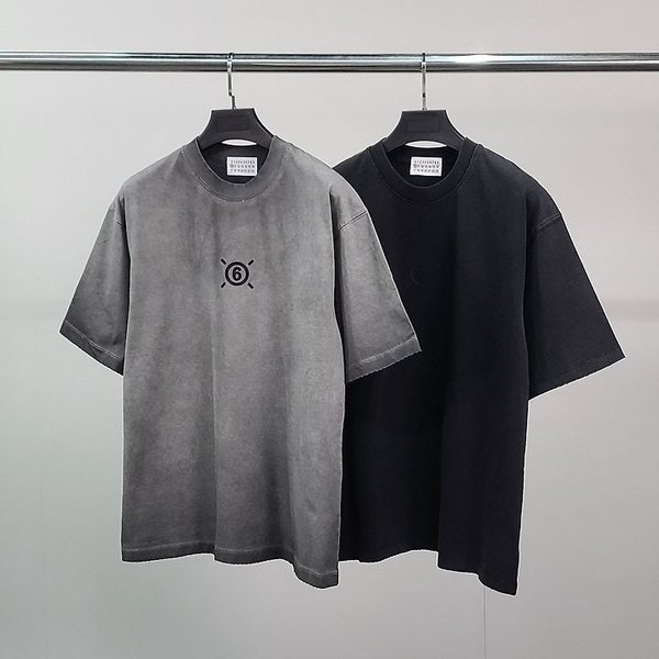 메* 마르지엘라 홀로그램로고 피그먼트 반팔티