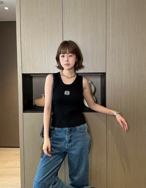 로** 골덴 나시니트