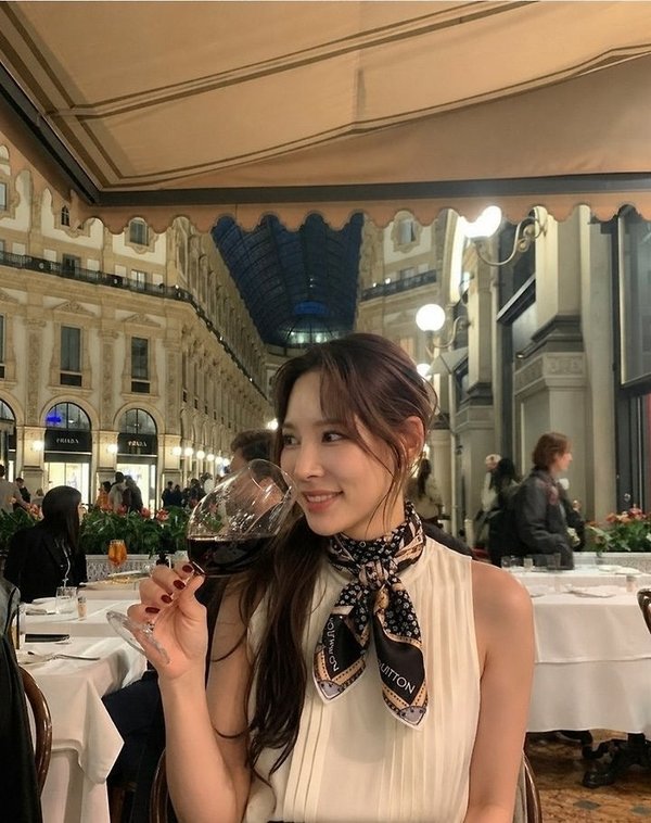 루* 모노그램 브라운 키링로고 스카프