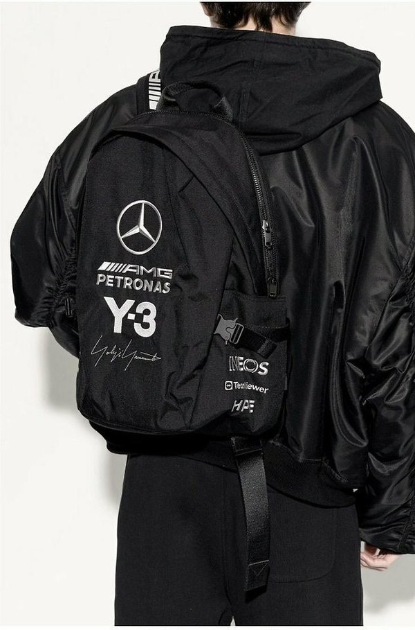 Y-3 x AMG 페트로나스 실버애로우 백팩