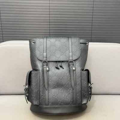 구* 엠보스 백팩