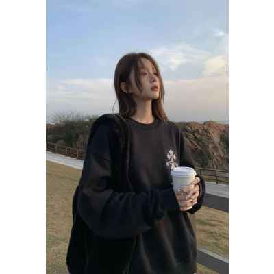 크* 십자가 레터링 자수 워싱 맨투맨 수입최고급(남녀공용)