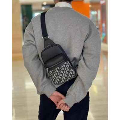 디* 오블리크 자가드 슬링백