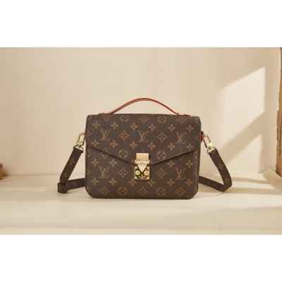 루* 고급 포쉐트 메티스