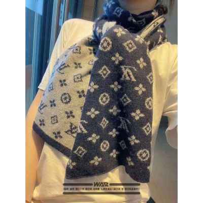 루* 모노그램 하프패턴 네이비 머플러